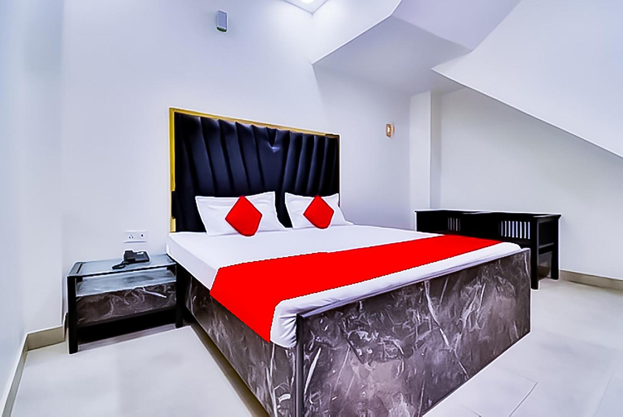 Hotel Sukoon - Ramesh Nagar New Delhi Exterior photo